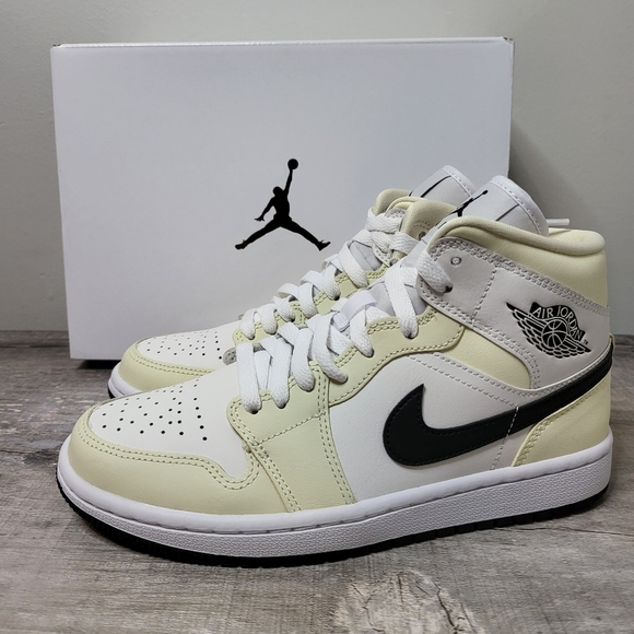 Jordan Shoes - NEW Women's Size 7 Jordan 1 Mid 'Coconut Milk' - BQ6472-121